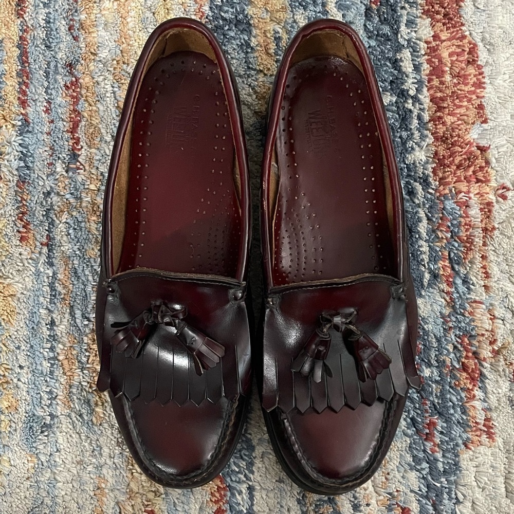 G.H. BASS & CO. WEEJUNS MEN'S LEATHER TASSEL LOAFERS SIZE 9D